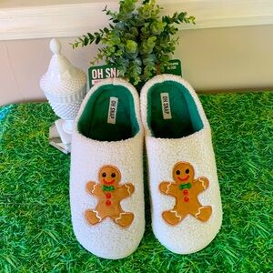 SOLD
Oh Snap, Gingerbread Christmas Slippers - size 13, NWT